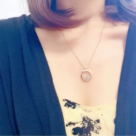 COPY - VCA Stars & Moon Necklace - Picture 3 of 10